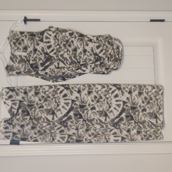 I.N.C. Matching Skirt and Top - Picture 10 of 11